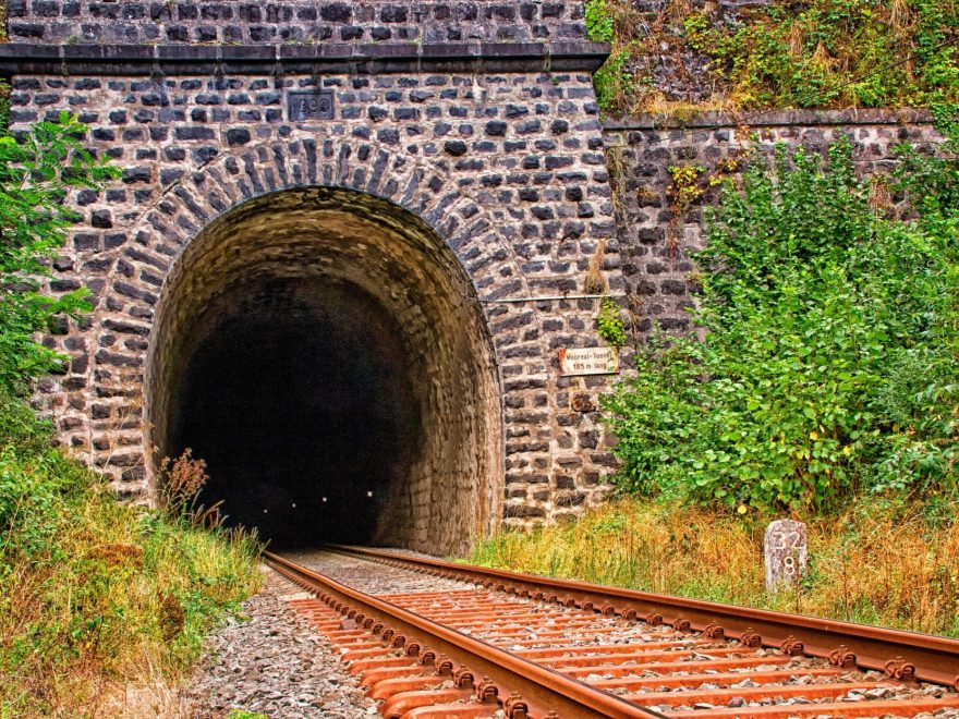 Brandschutz in Eisenbahntunnel – und die Klage eines&nbsp;Umweltverbandes