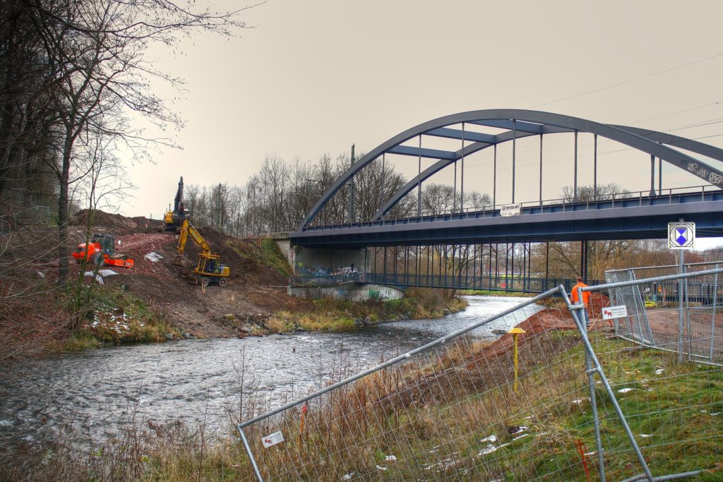 Verlegung B173 in Flöha: Brückenbau